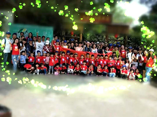 班級合影.jpg 班級合影.jpg