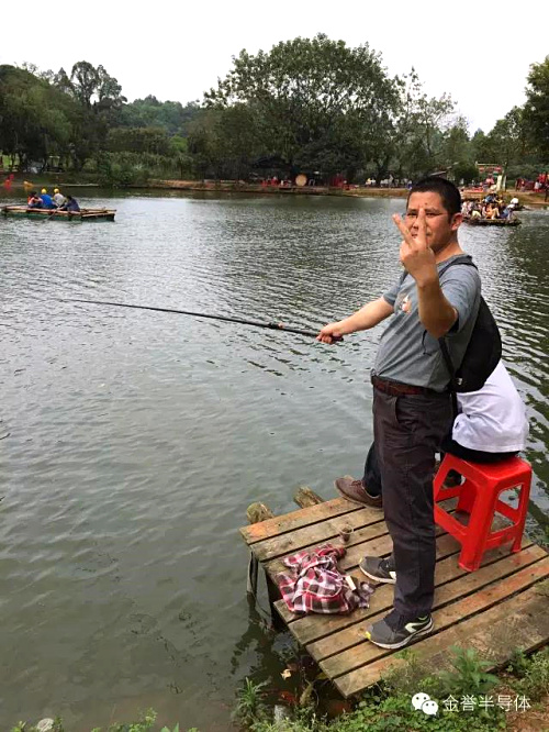 釣魚.jpg 釣魚.jpg